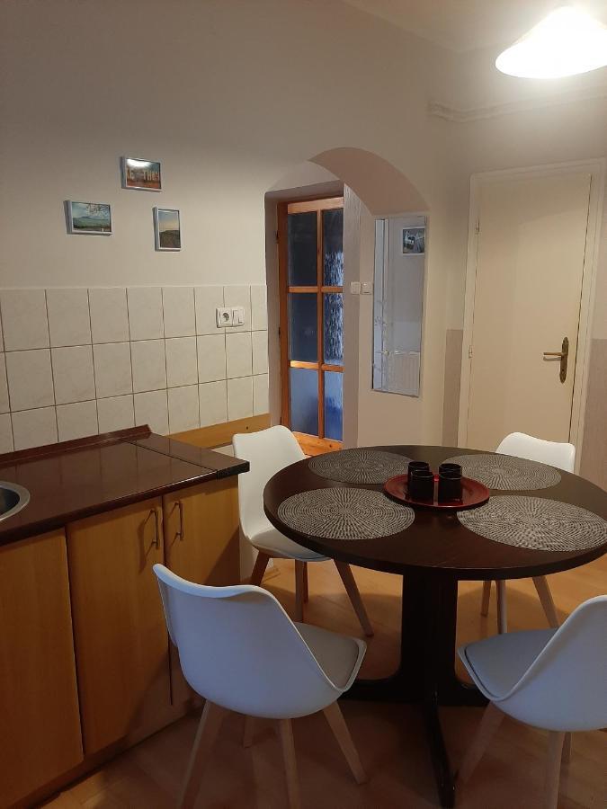 케츨리 Apartman Harmony 아파트 외부 사진